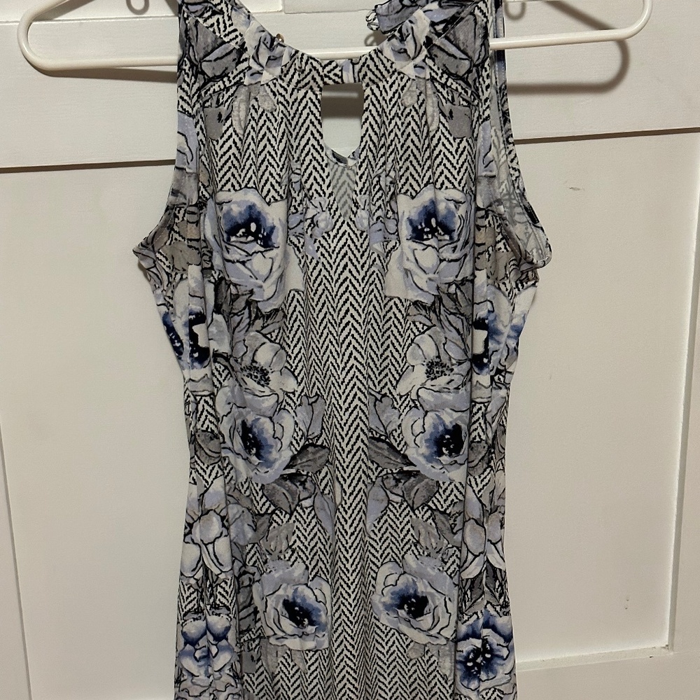 White House black market top